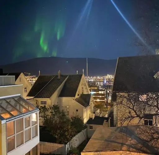 Quiet Just 3 Minutes From Central! Appartement Tromsø